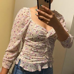 NWOT ASTR the Label floral-print top